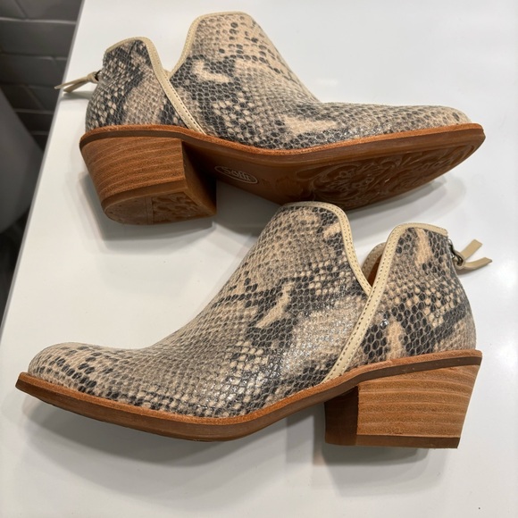 Sofft Booties - Picture 4 of 10